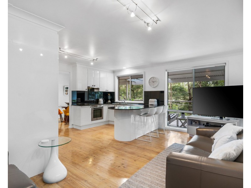 75 Lake Shore Drive, North Avoca NSW 2260