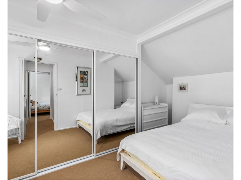 75 Lake Shore Drive, North Avoca NSW 2260