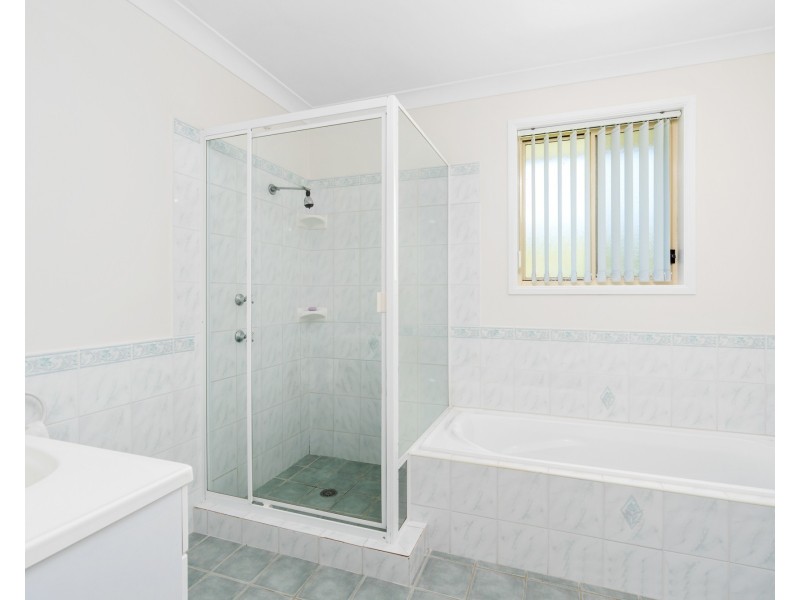 1/381 Tumbi Road, Wamberal NSW 2260