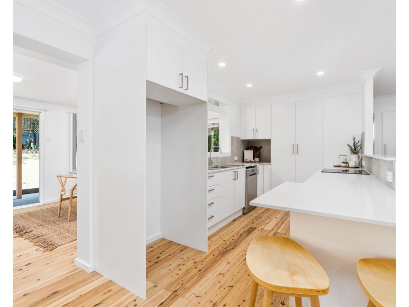 73 Beaumont Avenue, Wyoming NSW 2250