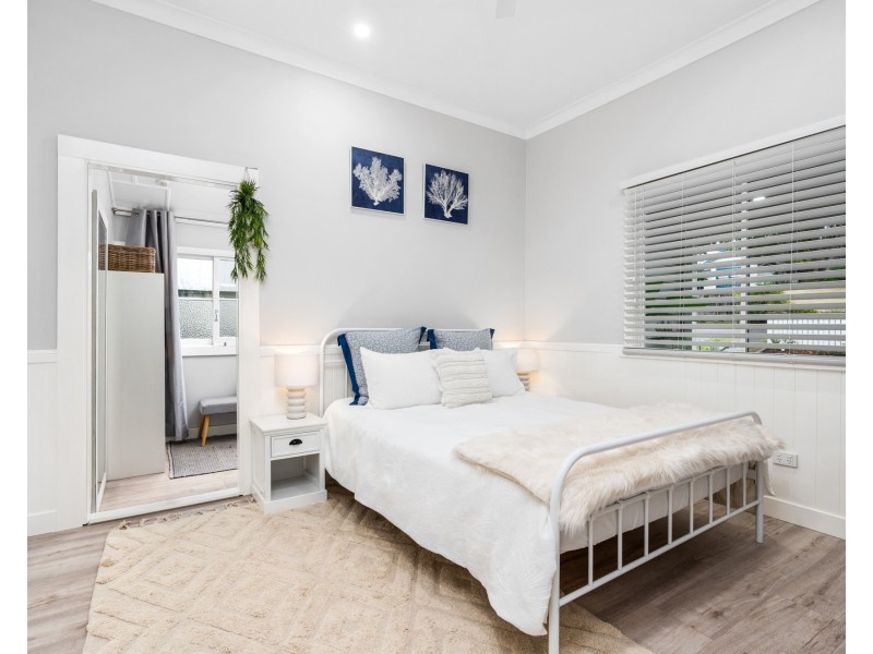 9 Maidens Brush Road, Wyoming NSW 2250