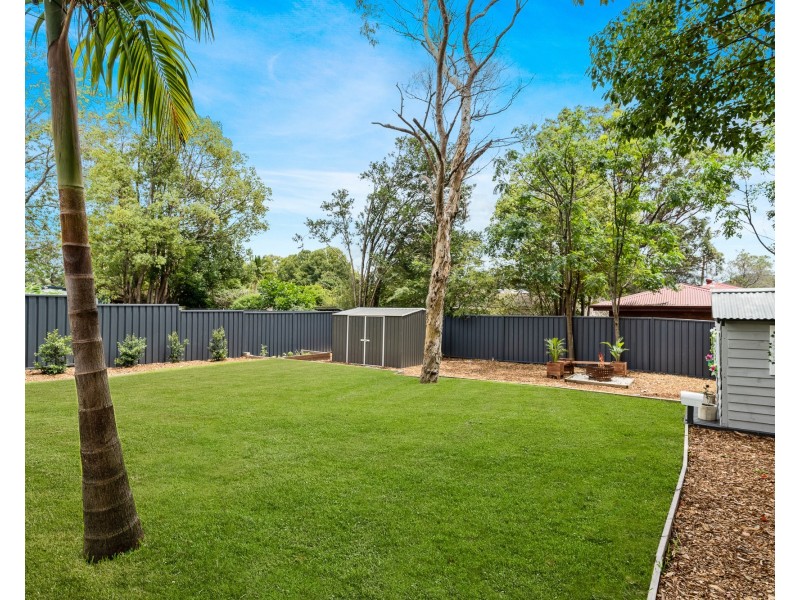 9 Maidens Brush Road, Wyoming NSW 2250