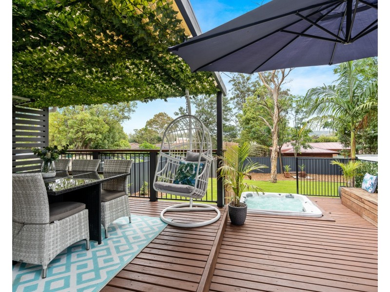 9 Maidens Brush Road, Wyoming NSW 2250