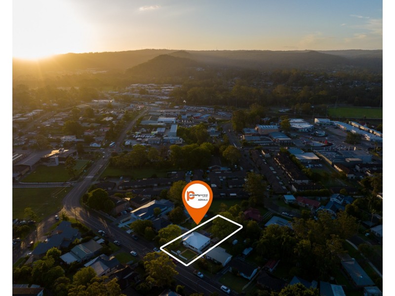 9 Maidens Brush Road, Wyoming NSW 2250