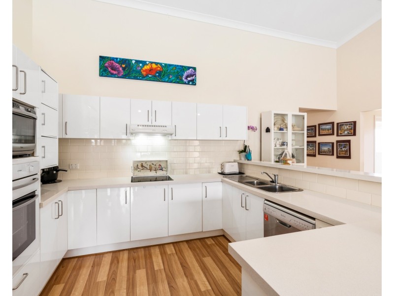 18/8 McLennan Street, Narara NSW 2250