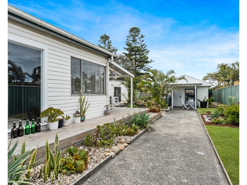 52 Manly Parade, The Entrance North NSW 2261