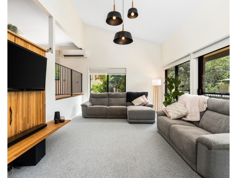 11 Watergum Place, Springfield NSW 2250