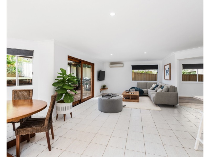 54 Bannister Drive, Erina NSW 2250