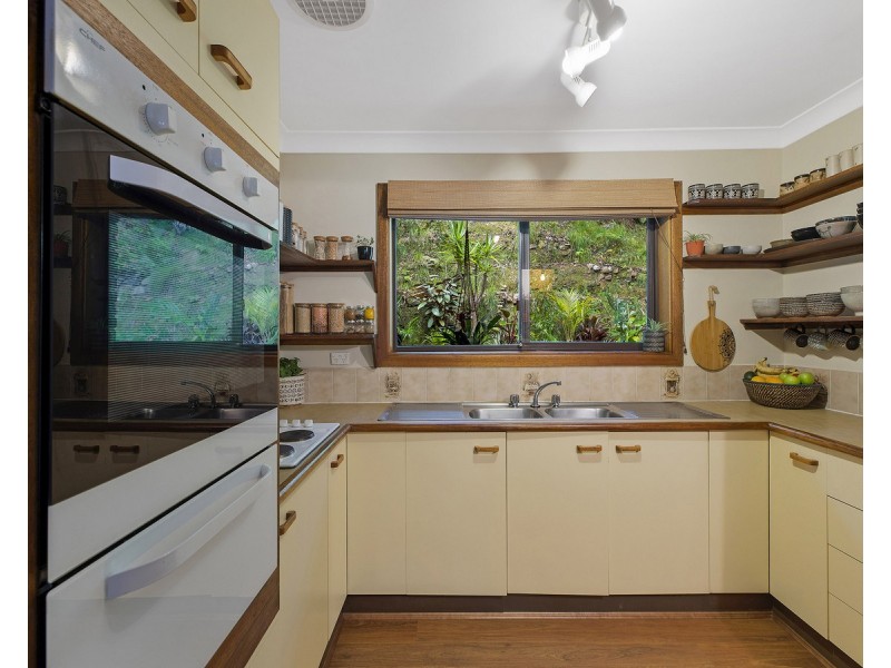 21 Derwyn Close, North Gosford NSW 2250