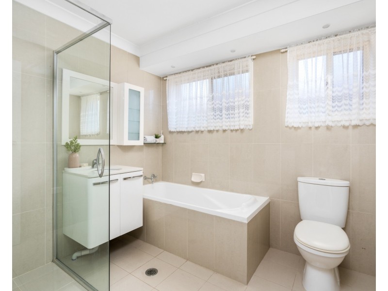 6 Nelimah Close, Narara NSW 2250