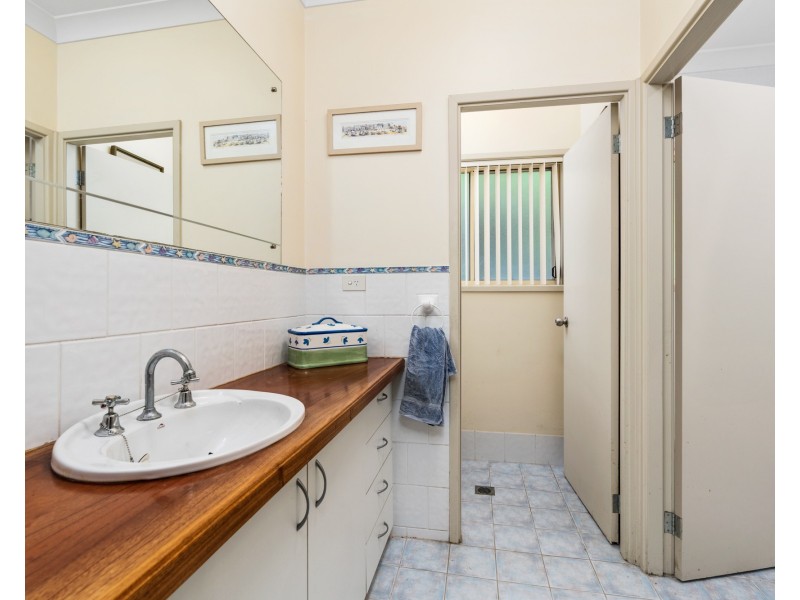 298 The Entrance Road, Erina NSW 2250