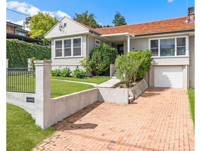 16 Wyoming Road, Wyoming NSW 2250