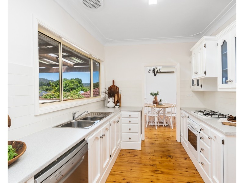 16 Wyoming Road, Wyoming NSW 2250