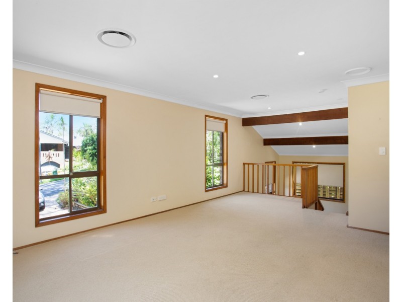 9 Larbonya Avenue, Wyoming NSW 2250