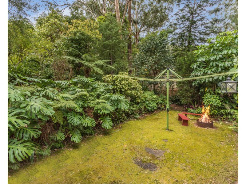 9 Larbonya Avenue, Wyoming NSW 2250