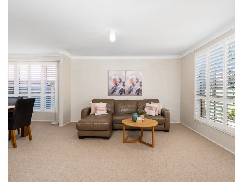 11 Burnside Close, Lisarow NSW 2250