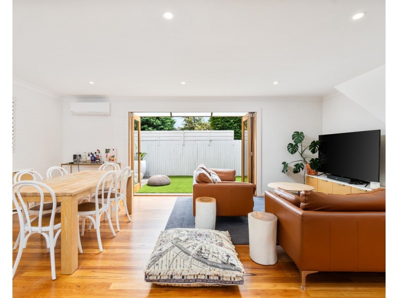 8/82 Ocean View Drive, Wamberal NSW 2260