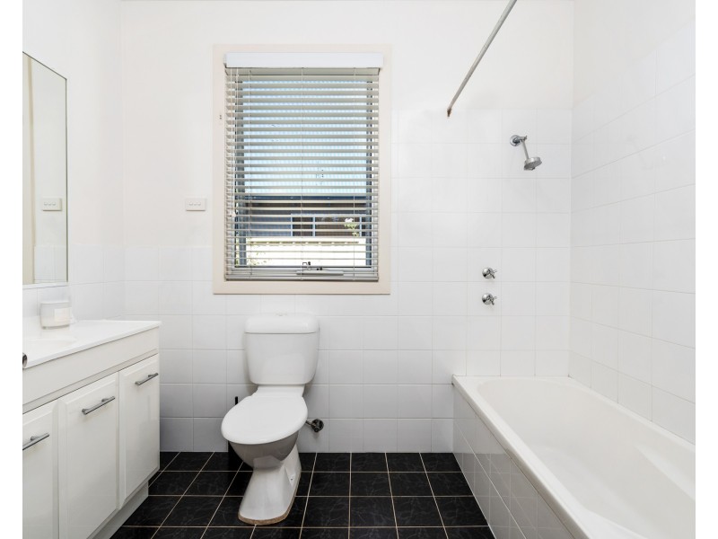 1 Nerissa Road, Erina NSW 2250