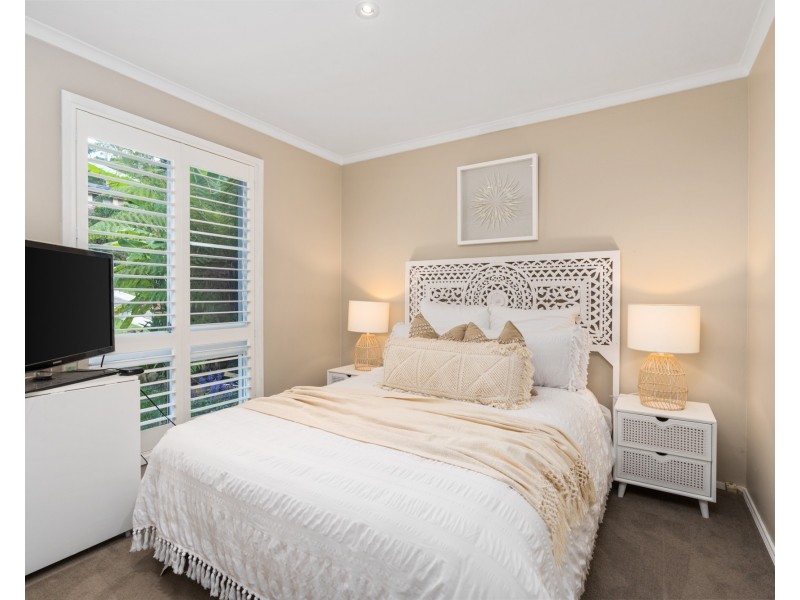 40 Elissa Crescent, Wyoming NSW 2250