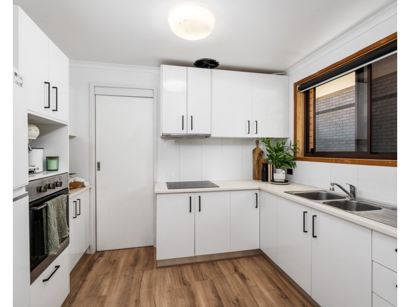 62a Bourbon Street, Wyoming NSW 2250