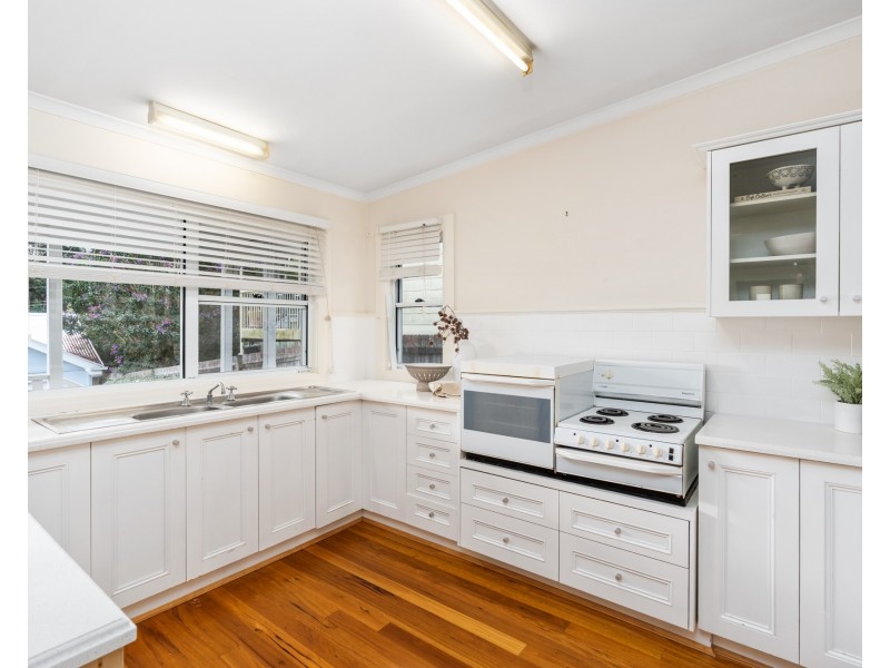 7 River Street, Springfield NSW 2250