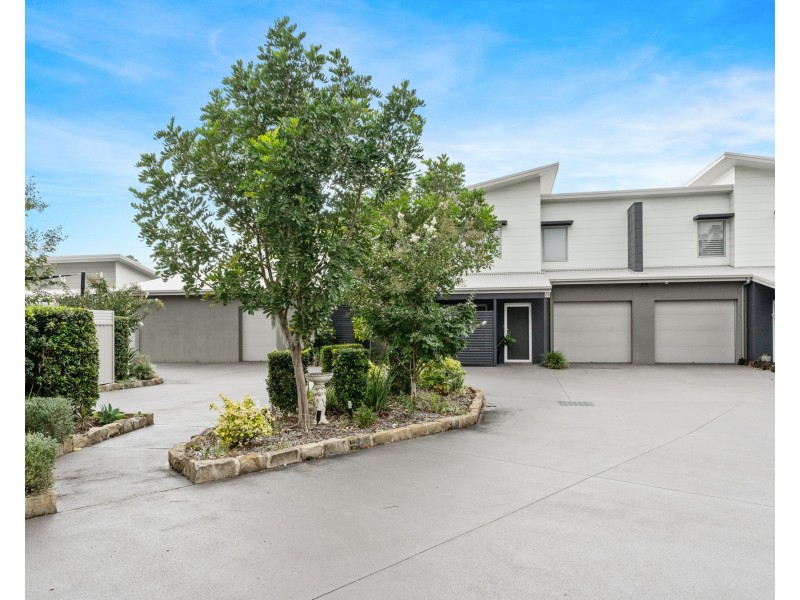 12/4 Everglades Crescent, Woy Woy NSW 2256