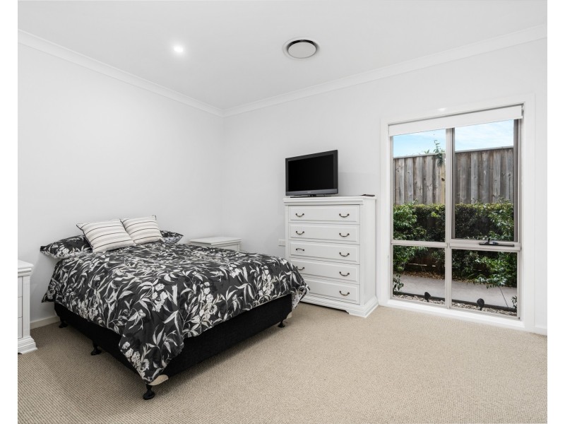 12/4 Everglades Crescent, Woy Woy NSW 2256