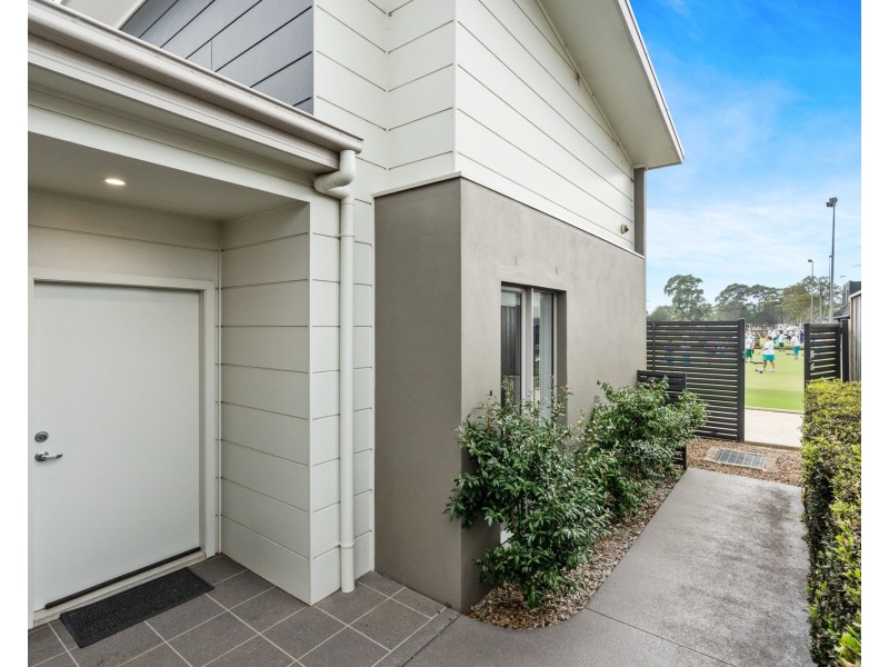 12/4 Everglades Crescent, Woy Woy NSW 2256