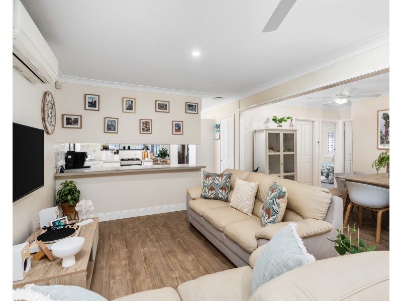 37 Newcastle Street, Springfield NSW 2250