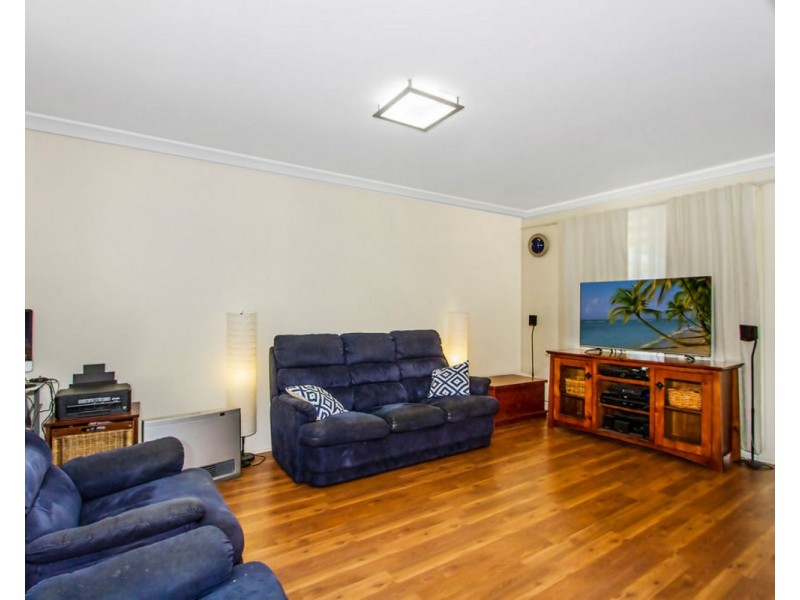 11 Benkari Avenue, Kariong NSW 2250