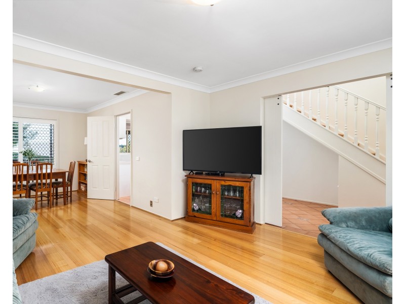 4 Aires Close, Erina NSW 2250