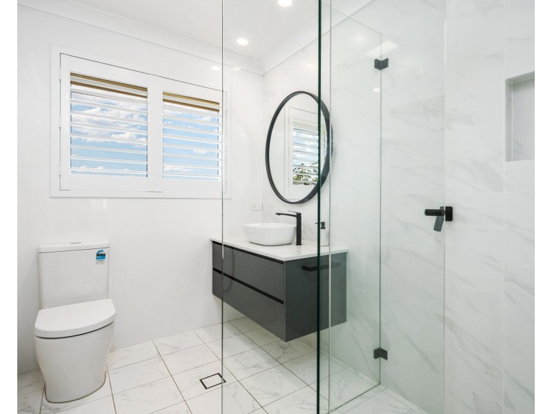 4 Aires Close, Erina NSW 2250