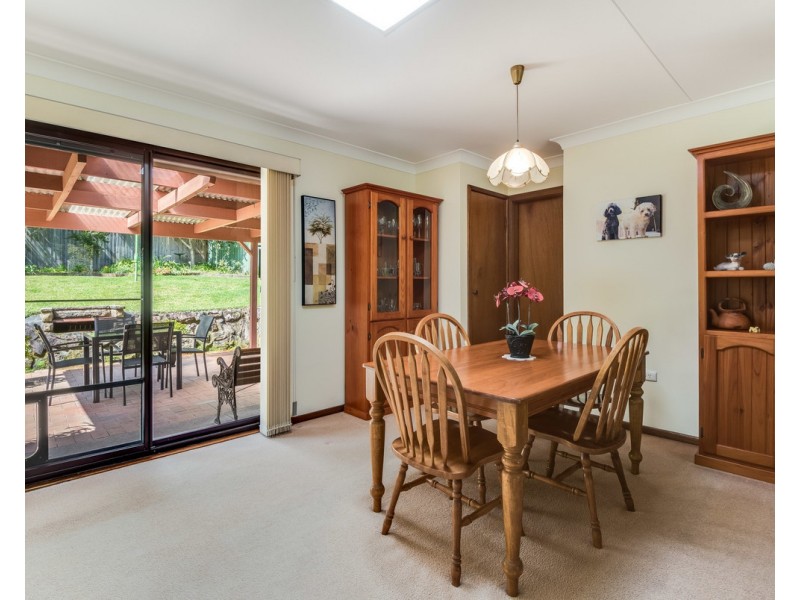 13 Pangari Close, Wyoming NSW 2250