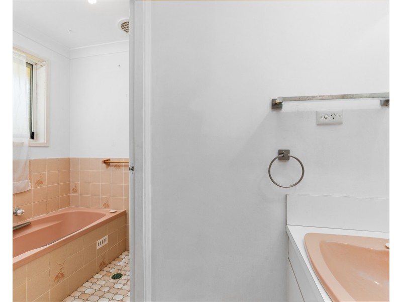 21 Sylvan Valley Close, Niagara Park NSW 2250