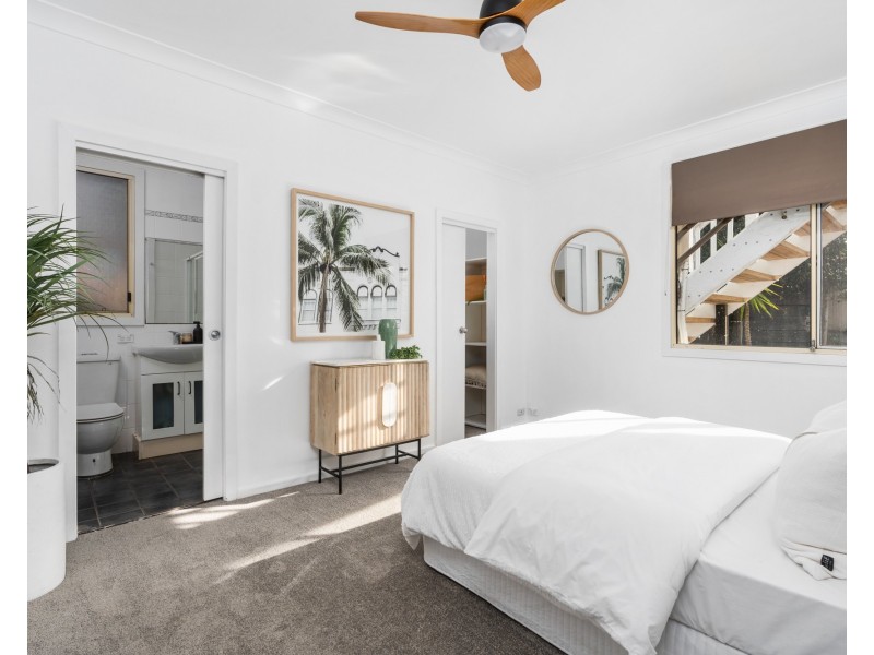 3 Stewart Brougham Close, Lisarow NSW 2250