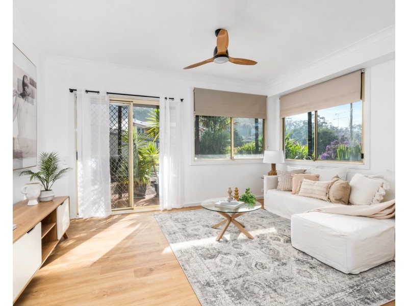 3 Stewart Brougham Close, Lisarow NSW 2250