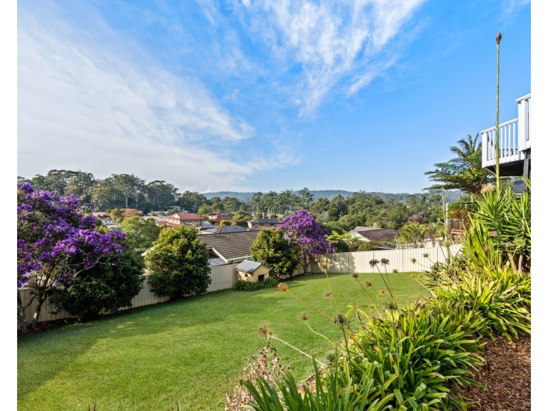 3 Stewart Brougham Close, Lisarow NSW 2250