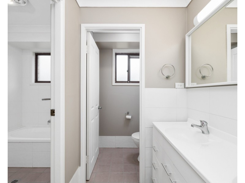 32 Fern Close, Wyoming NSW 2250