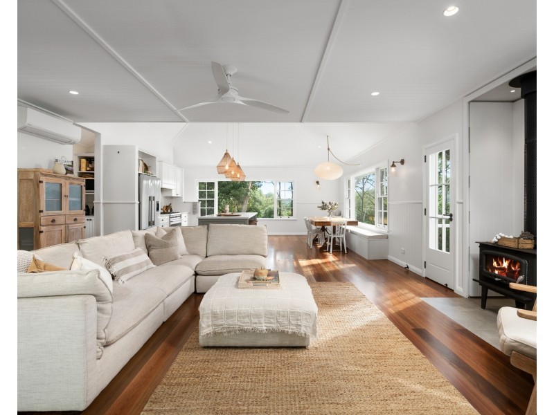 400 Oak Road, Matcham NSW 2250