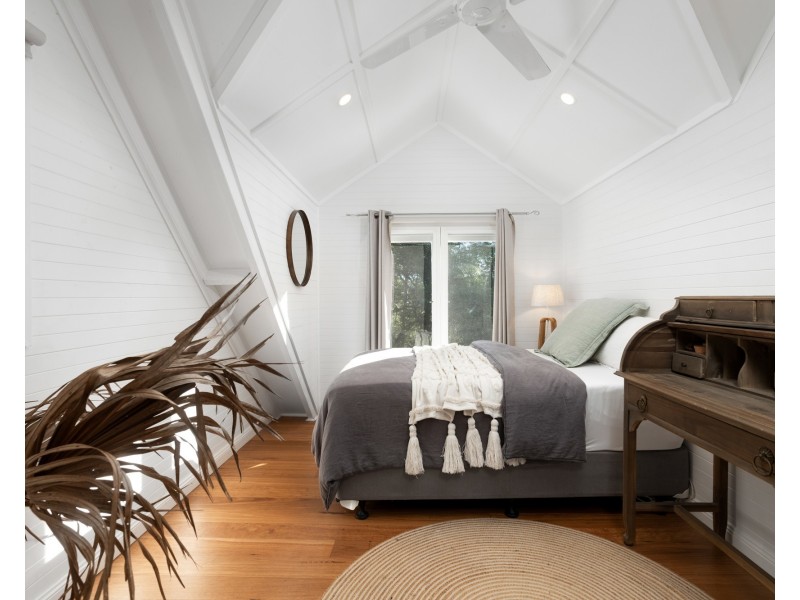 400 Oak Road, Matcham NSW 2250