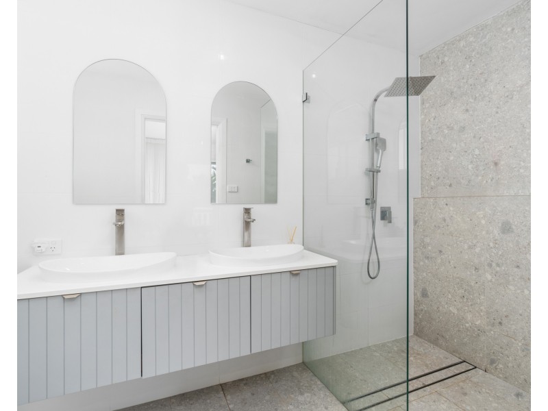 835 The Entrance Road, Wamberal NSW 2260