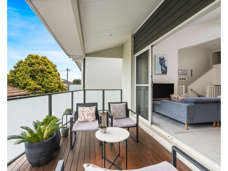2/5 White Street, East Gosford NSW 2250