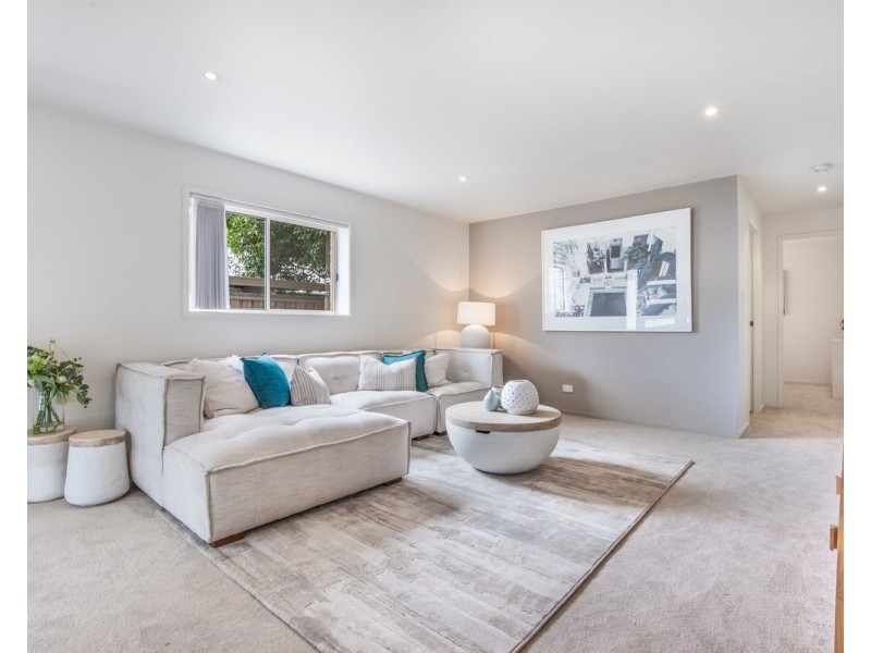 32 Lakala Avenue, Springfield NSW 2250