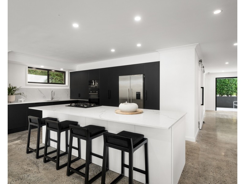9 Clarence Road, Springfield NSW 2250