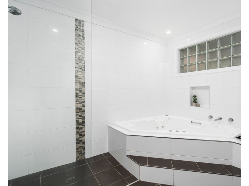 85 Jarrett Street, Wyoming NSW 2250