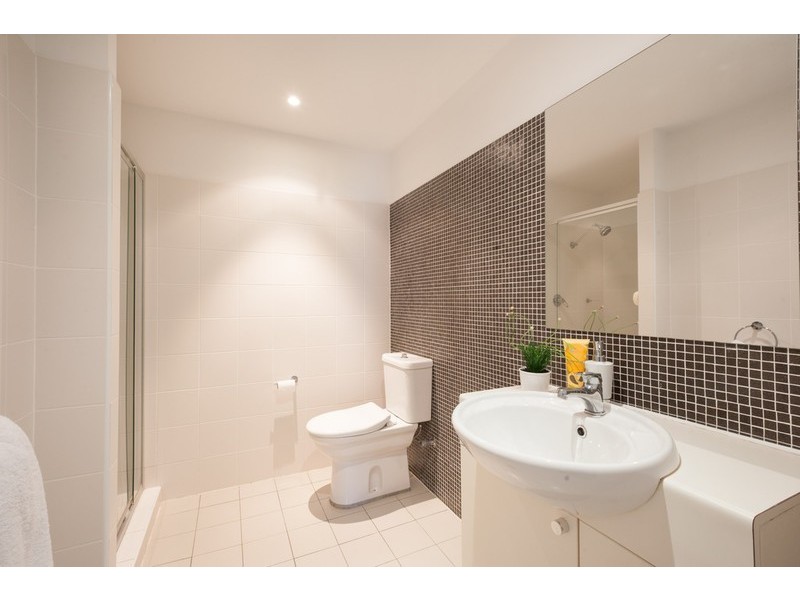174/80 John Whiteway Drive, Gosford NSW 2250