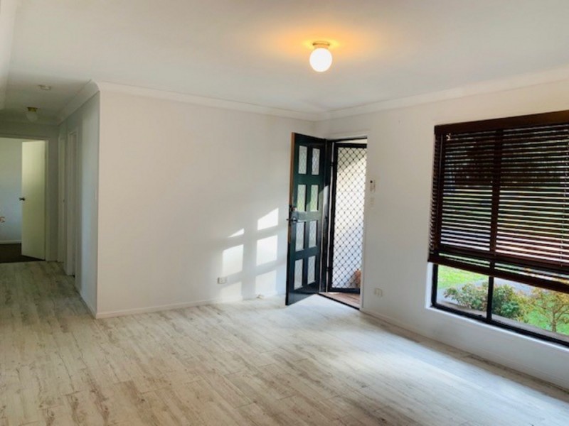 8 Wallarah Street, Lisarow NSW 2250
