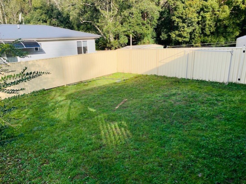 8 Wallarah Street, Lisarow NSW 2250