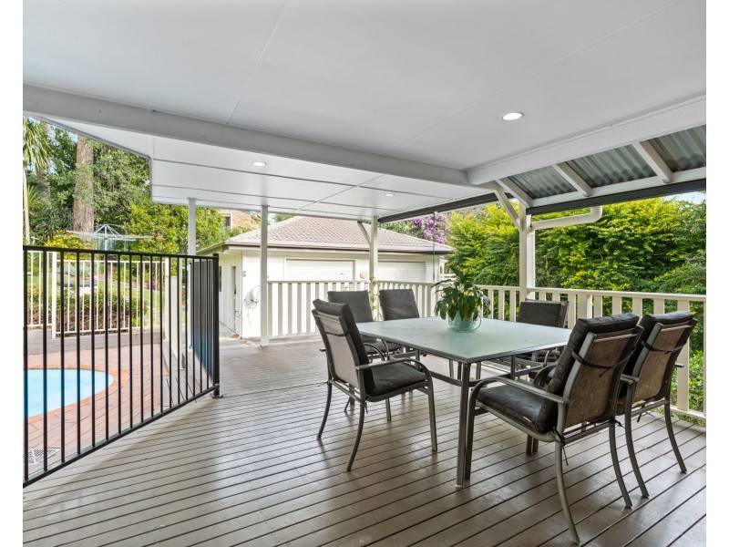 8 Paperbark Close, Wyoming NSW 2250