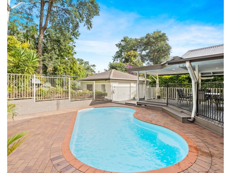 8 Paperbark Close, Wyoming NSW 2250